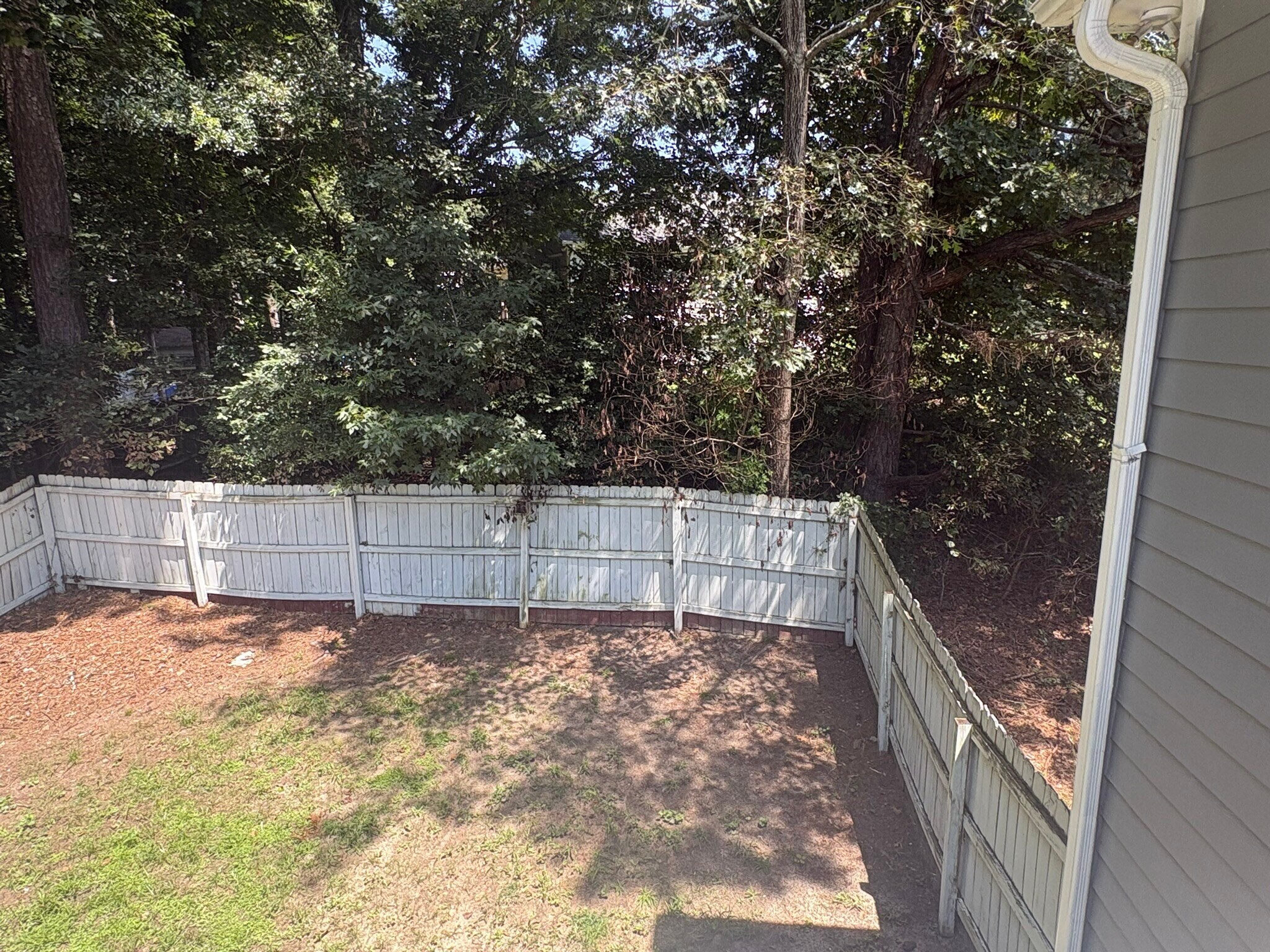 Building Photo - 2700 Fort Daniels Dr