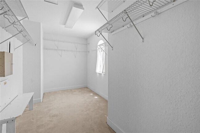 Building Photo - 8302 Riverdale Ln
