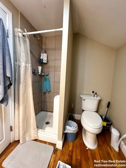 Building Photo - 57 Day St