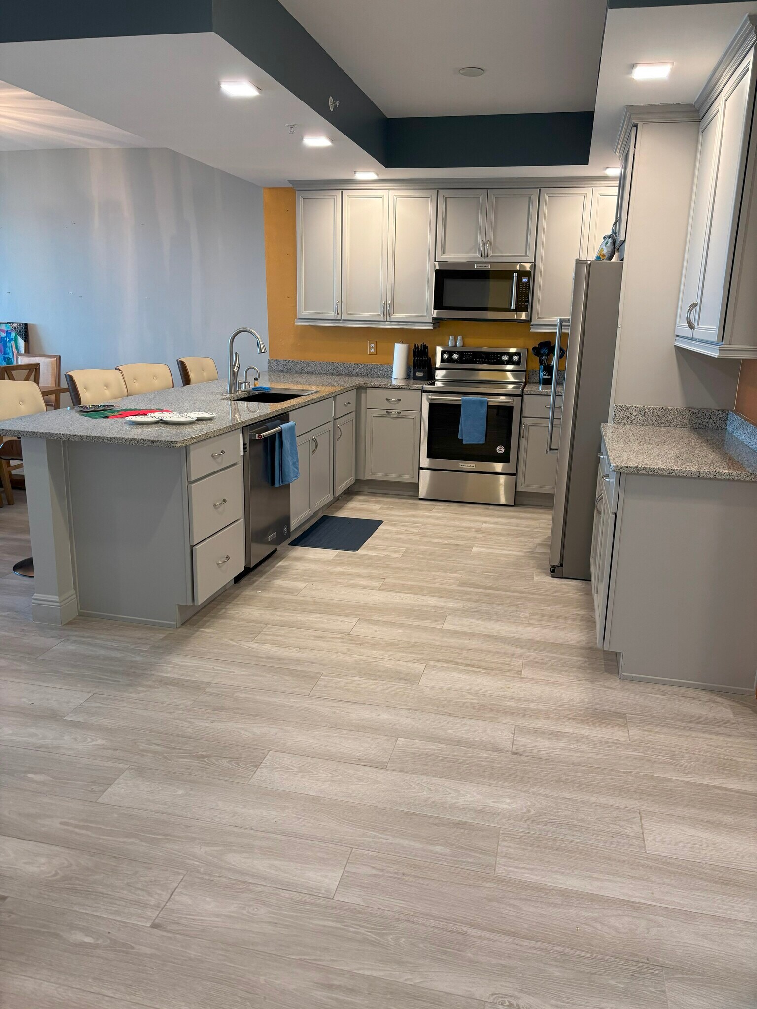 Kitchen - 260 Hidden Bay Dr