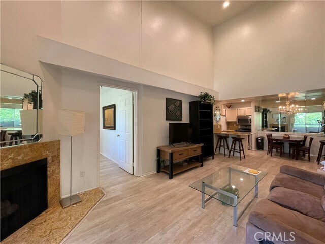 Building Photo - 10960 Ashton Ave