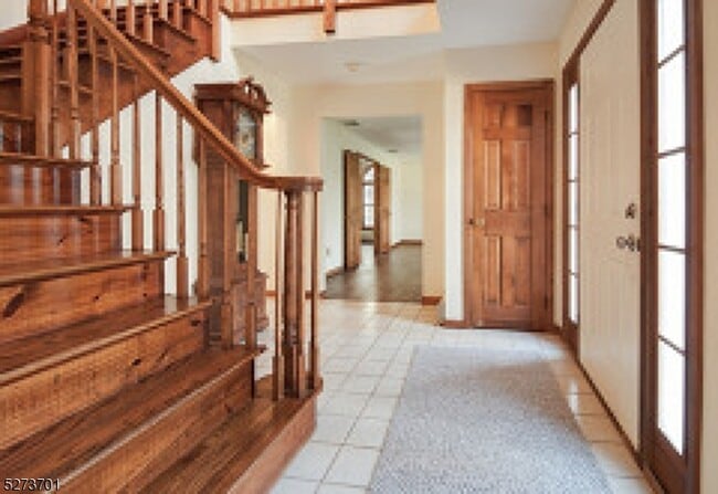 Building Photo - 860 Glen Rd