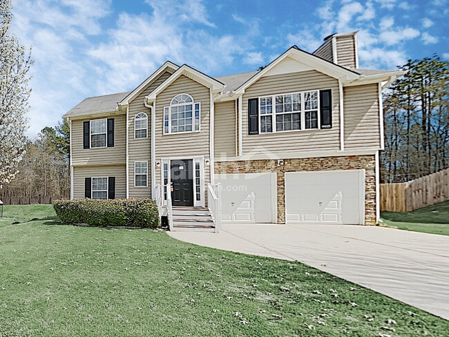 Building Photo - 7209 Cedar Forest Dr