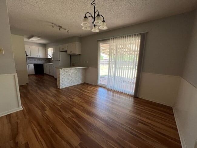 Building Photo - 1479 Beechwood Ln