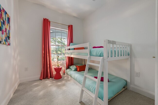 Building Photo - 5624 Eastside Ave