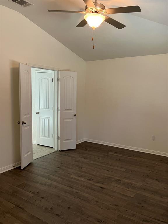 Building Photo - 572 Evening Star