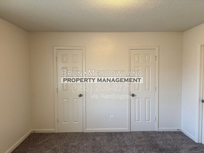 Building Photo - 9101 Parktop Ln NW