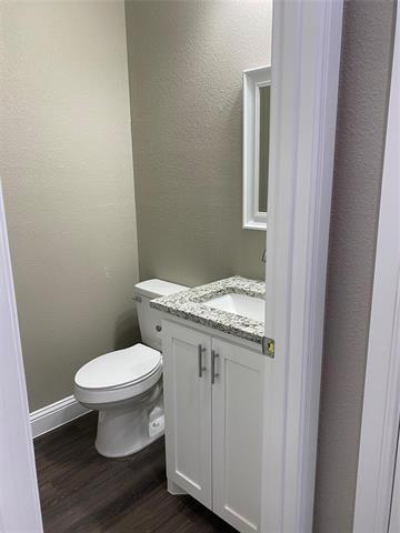 Building Photo - 422 W Coffin St