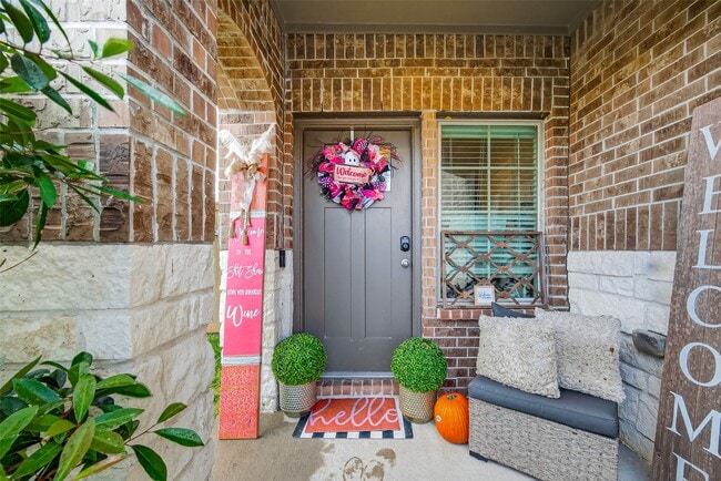 Building Photo - 13009 Leisure Cove Dr