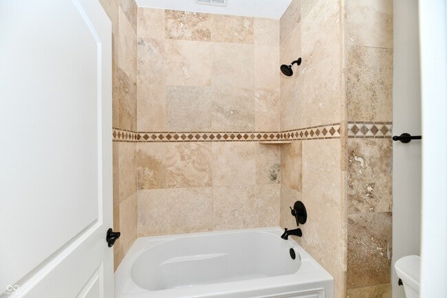 Building Photo - 8555 One W Dr