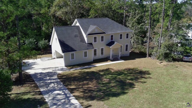 Primary Photo - 104 Acorn Ridge Ct