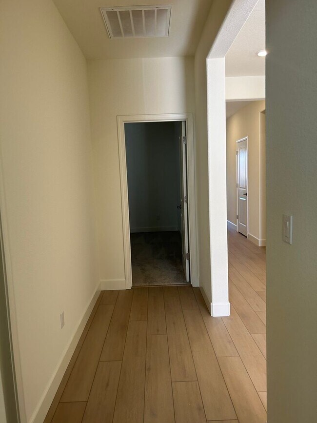 Building Photo - NEW HOME