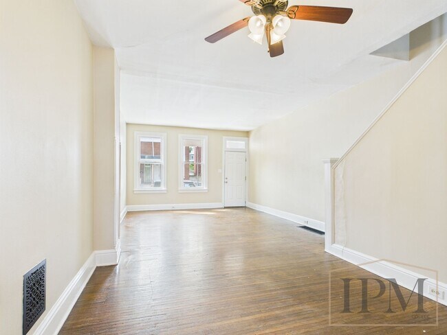Building Photo - 837 E Philadelphia St