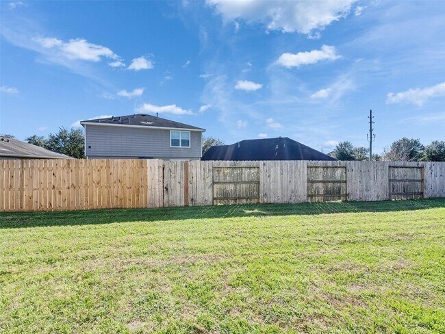 Building Photo - 16327 Morgan Willow Ln