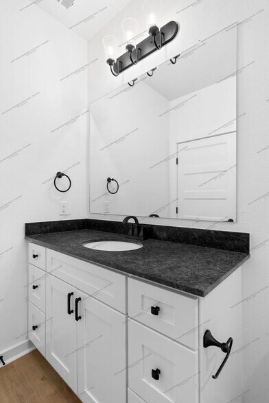Building Photo - 8705 Cantera Dr