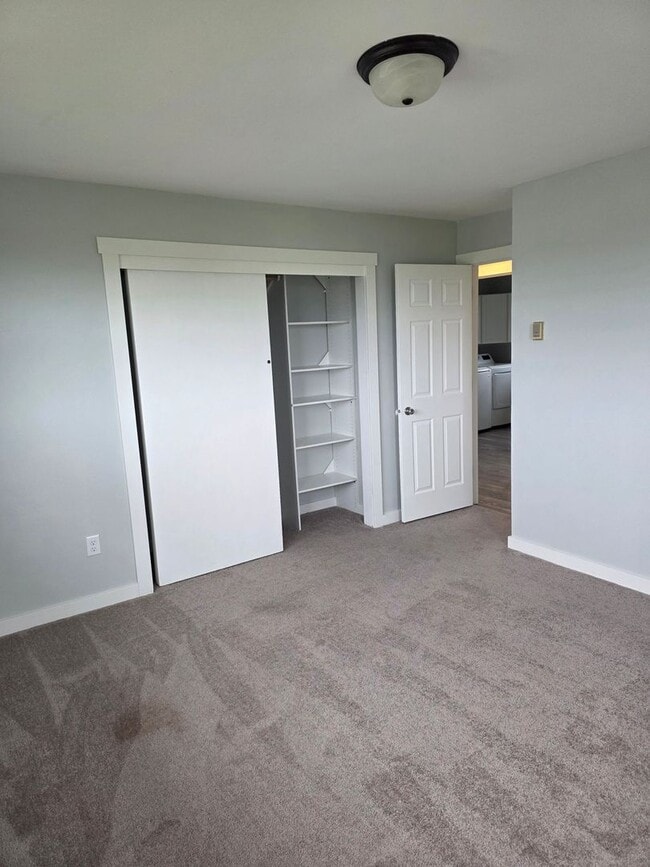 Building Photo - 184 Baileys Way