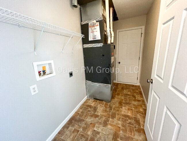 Building Photo - 4258 Buck Creek Dr