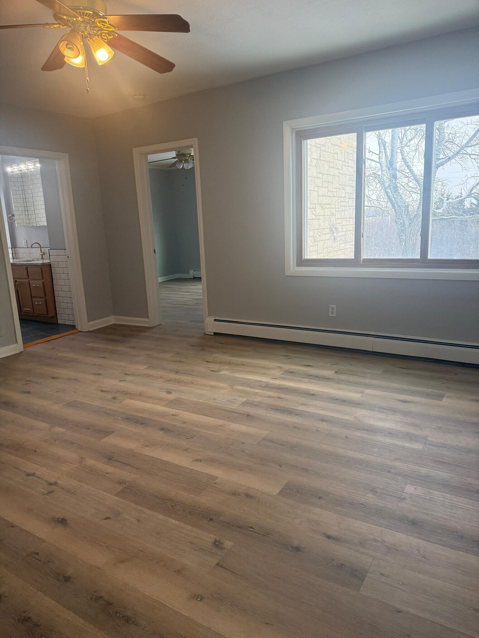 Building Photo - 7800 W Forest Home Ave