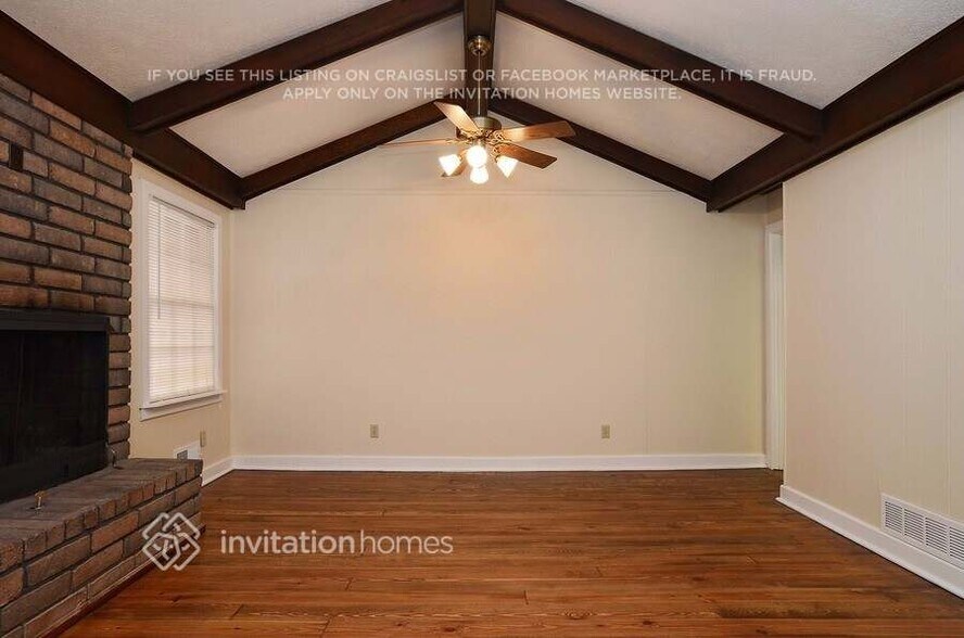 Building Photo - 6212 Shallowford Way