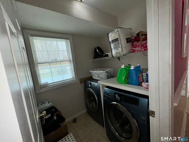 Building Photo - 39 Asia Cir