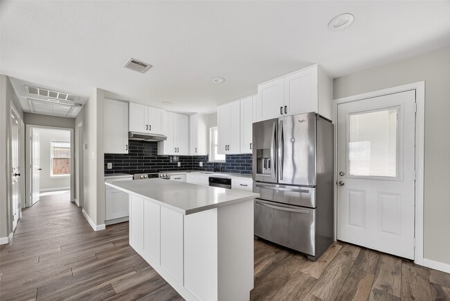 Building Photo - 4106 White St