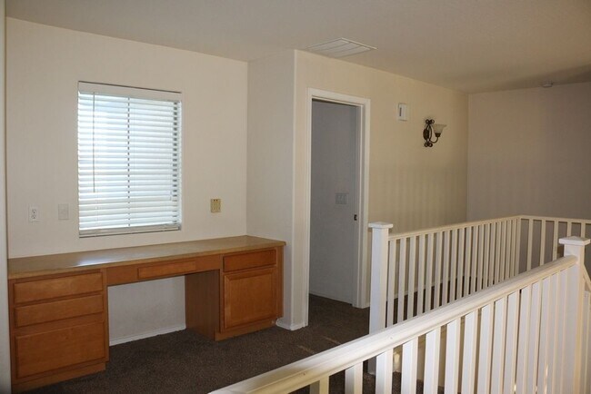 Building Photo - 11292 N 161st Dr