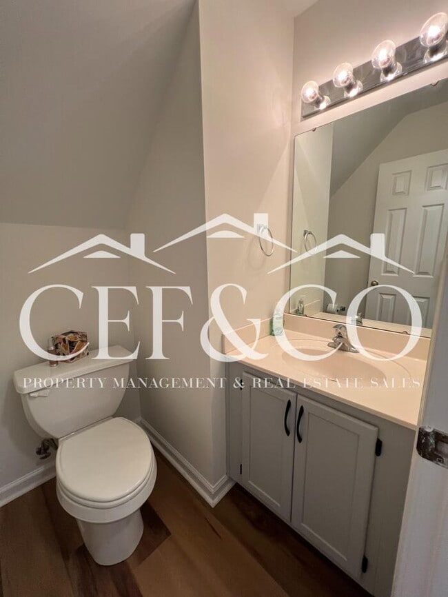 Building Photo - Lovely home now available in Duncan