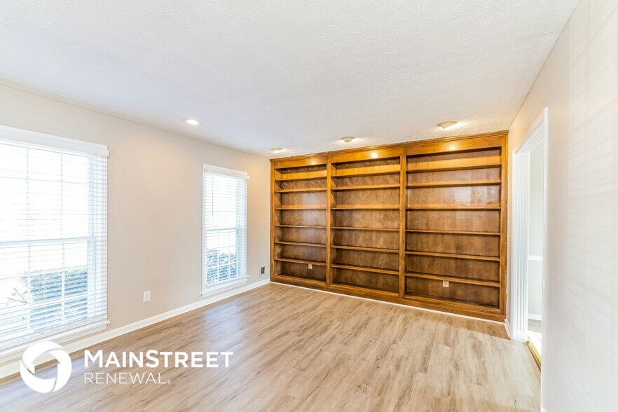 Building Photo - 3012 Arjay Ln