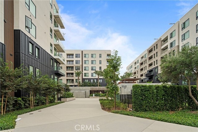 Building Photo - 2602 Rivington