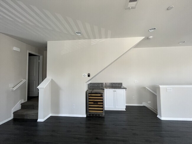 Building Photo - 12432 Constellation St