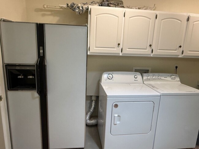 Building Photo - 7378 E Mingus Trail