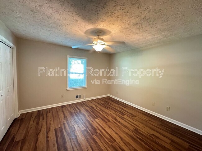 Building Photo - 3165 Arden Way SW