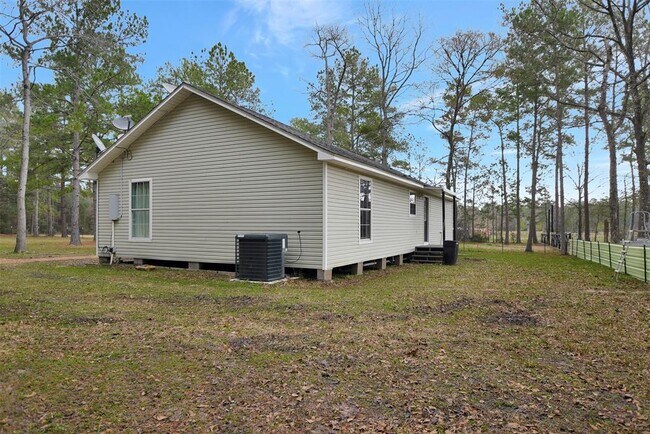 Building Photo - 5774 Magan Rd