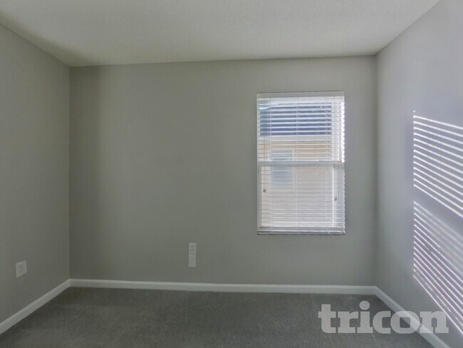 Building Photo - 434 Tribune Dr