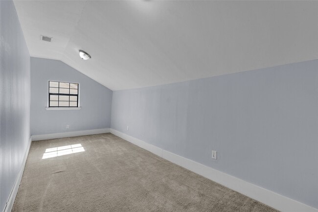 Building Photo - 19002 Walden Forest Dr