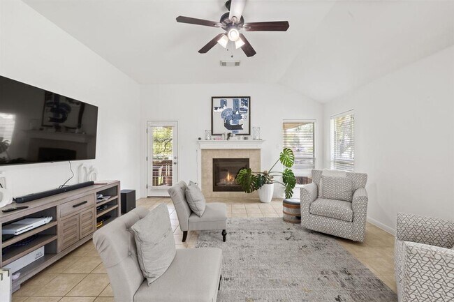 Building Photo - 309 Steer Acres Ct
