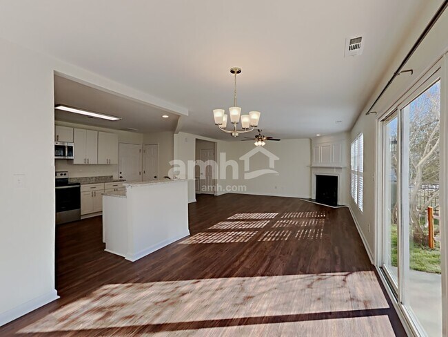 Building Photo - 5114 Wetlands Dr