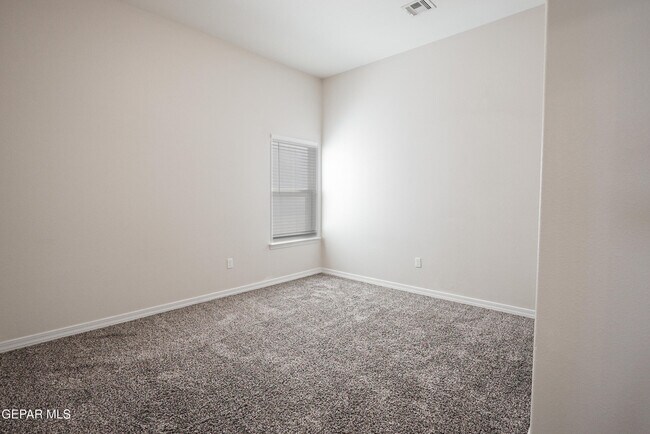 Building Photo - 13652 Glen Vista Ln