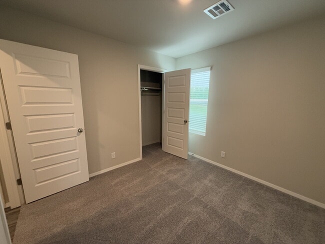 Building Photo - 3 Bed, 2 Bath Home in Beggs