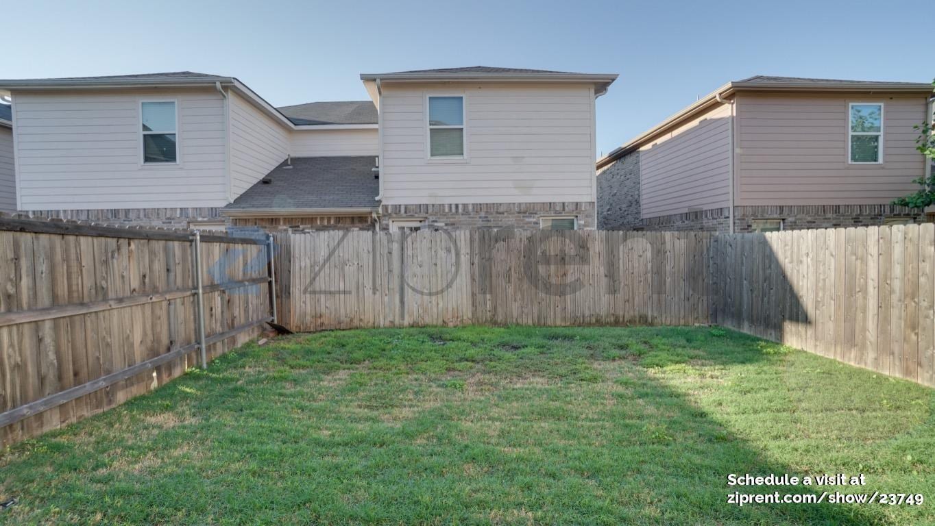 Building Photo - 2340 Aldergate Dr