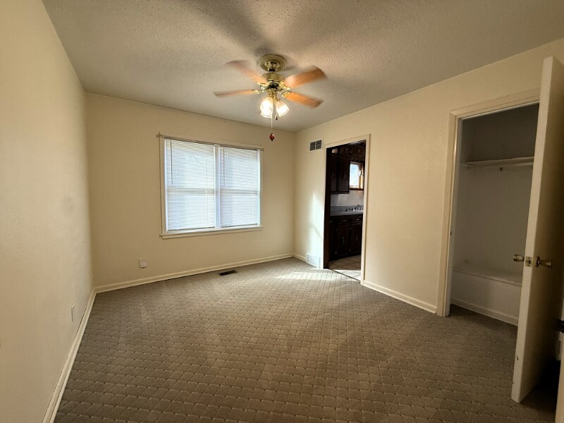 Building Photo - 7309 E Orme St
