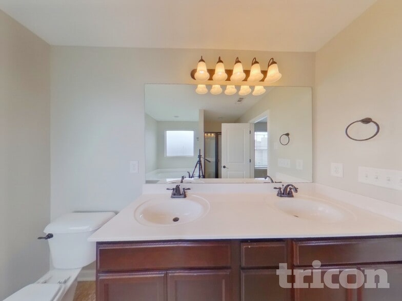 Building Photo - 7506 Spicer Ct