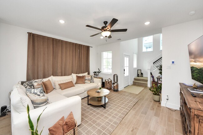 Building Photo - 21202 Fiery Skipper Dr