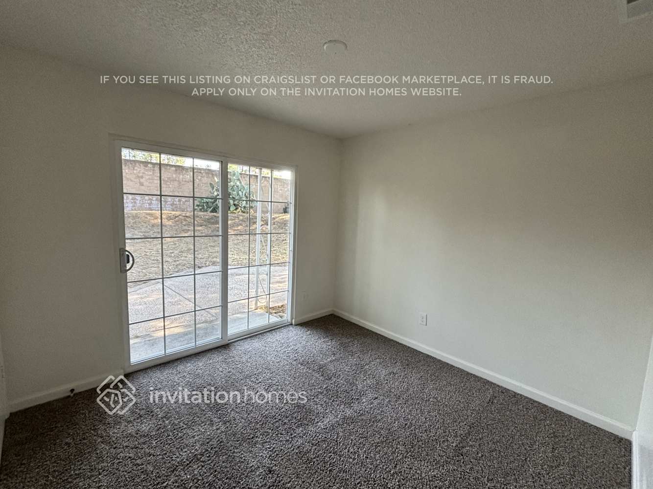 Building Photo - 10720 Paiute Way