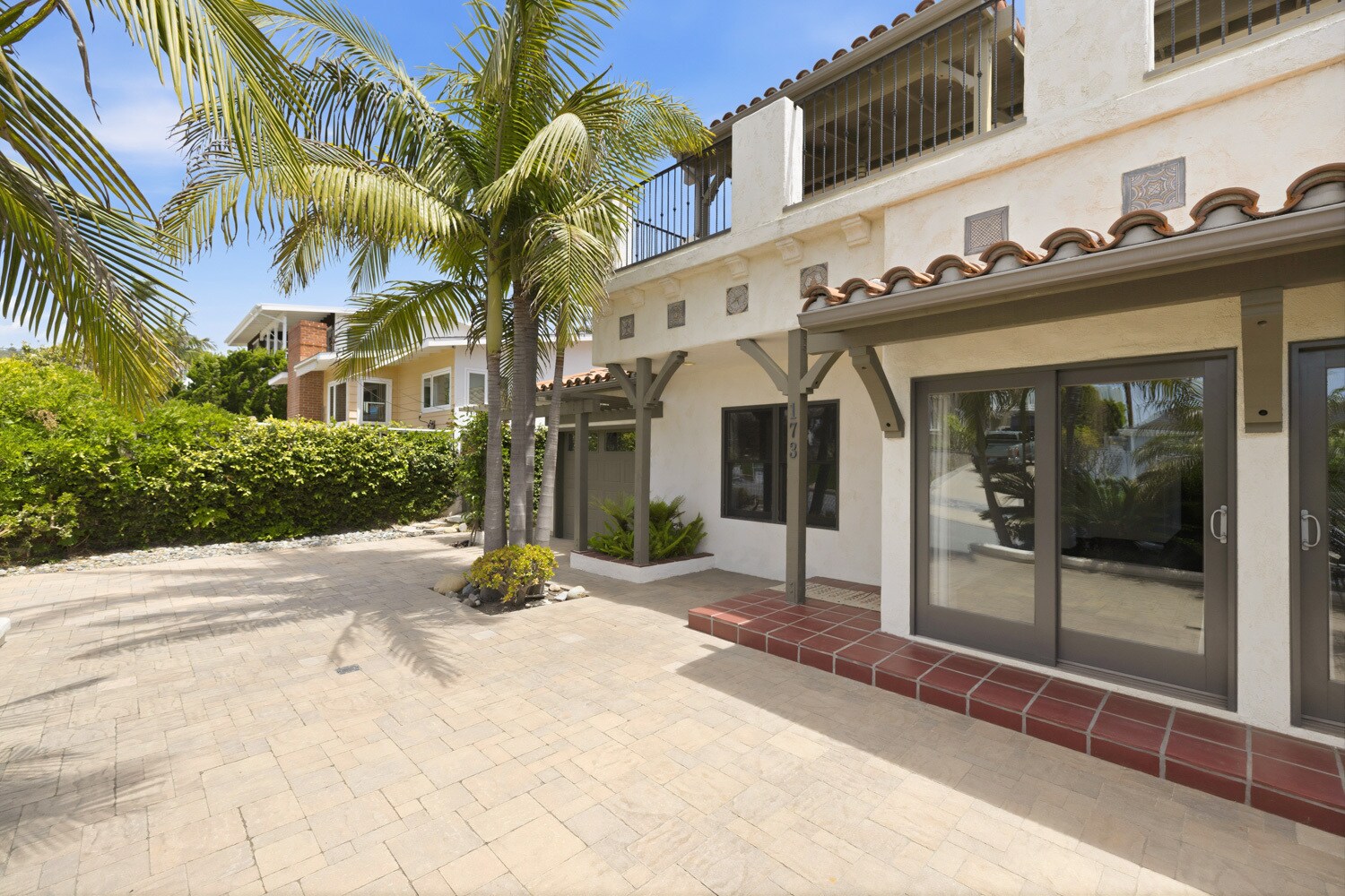 Building Photo - 173 W Avenida Alessandro