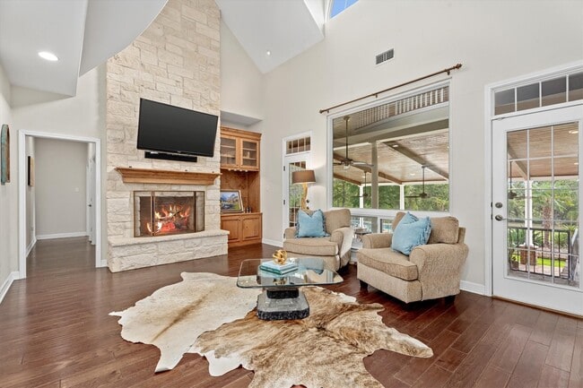 Building Photo - 1016 High Hill Creek Rd