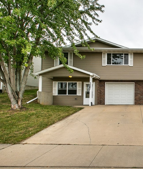 Primary Photo - 3061 Stellar Eagle Dr