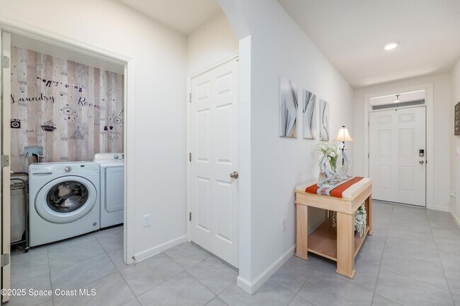 Building Photo - 843 Remington Green Dr SE