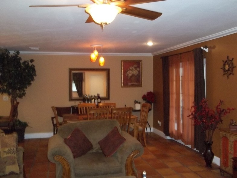 dinner area - 1475 Curlew Ave
