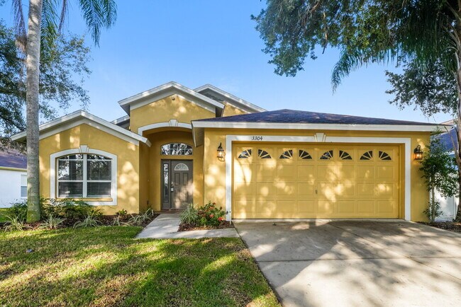 Building Photo - 3304 Pin Oak Ln